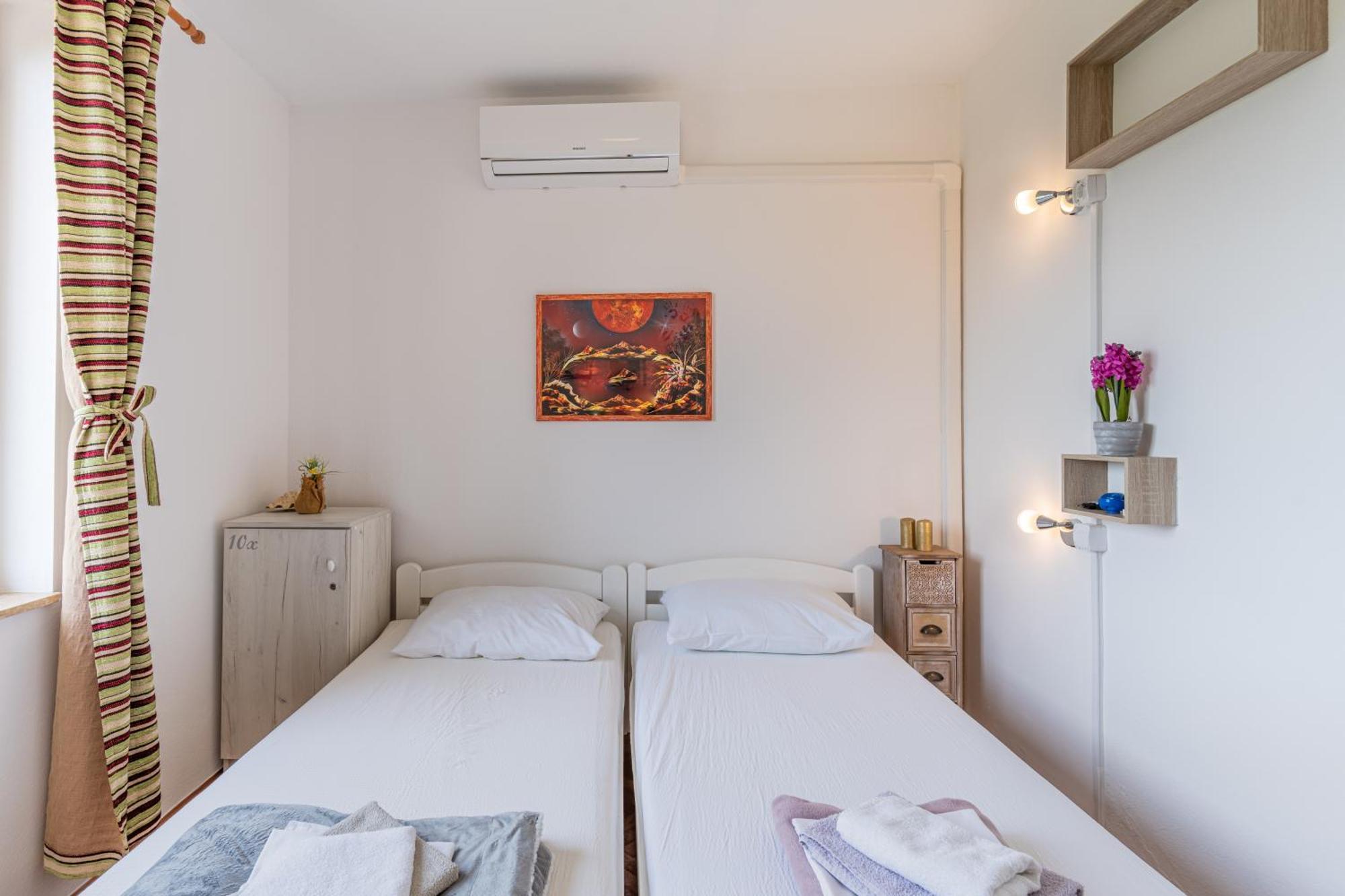 Hostel Casa La Cha Novalja Kültér fotó